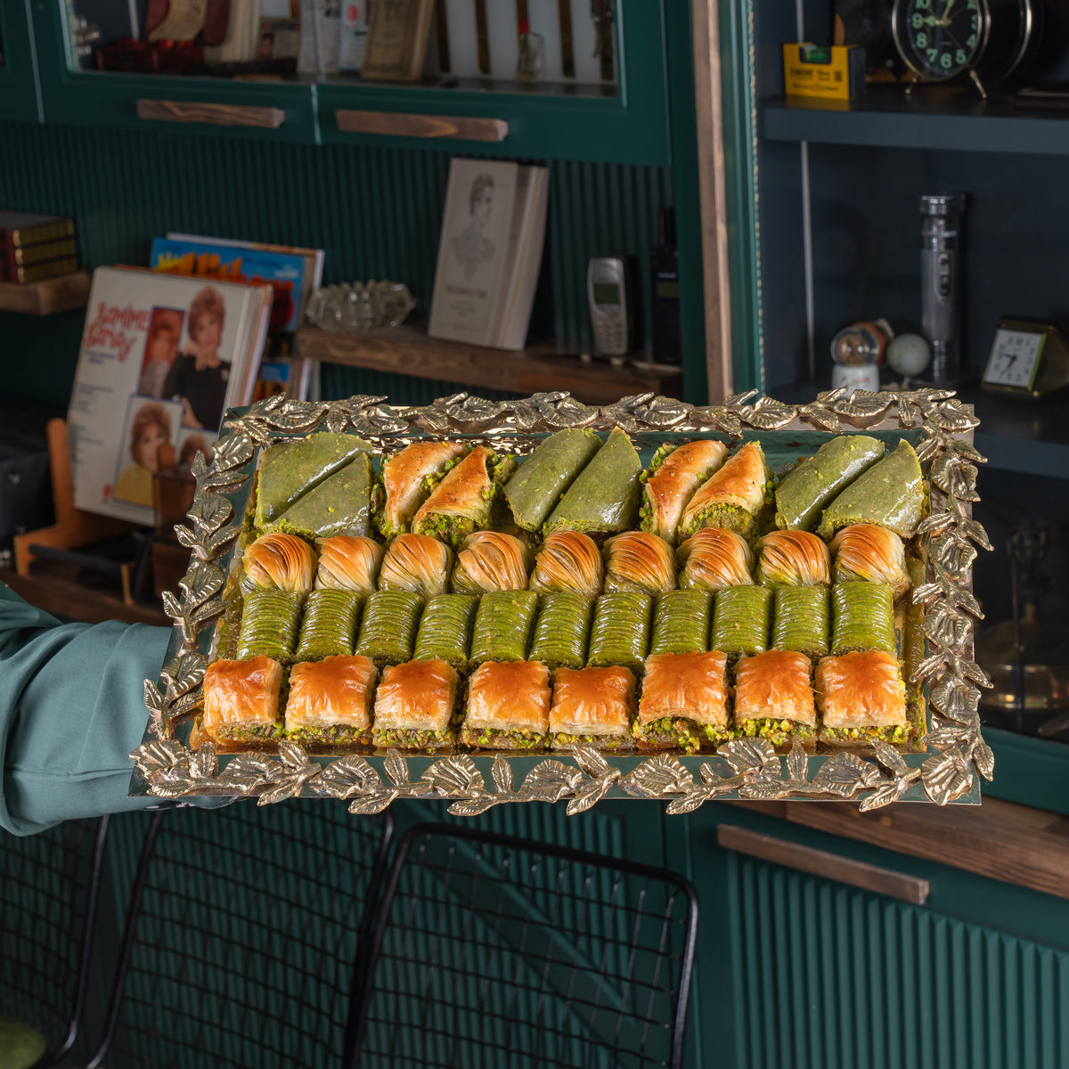 Bakır Tepside Özel Karışık Baklava
